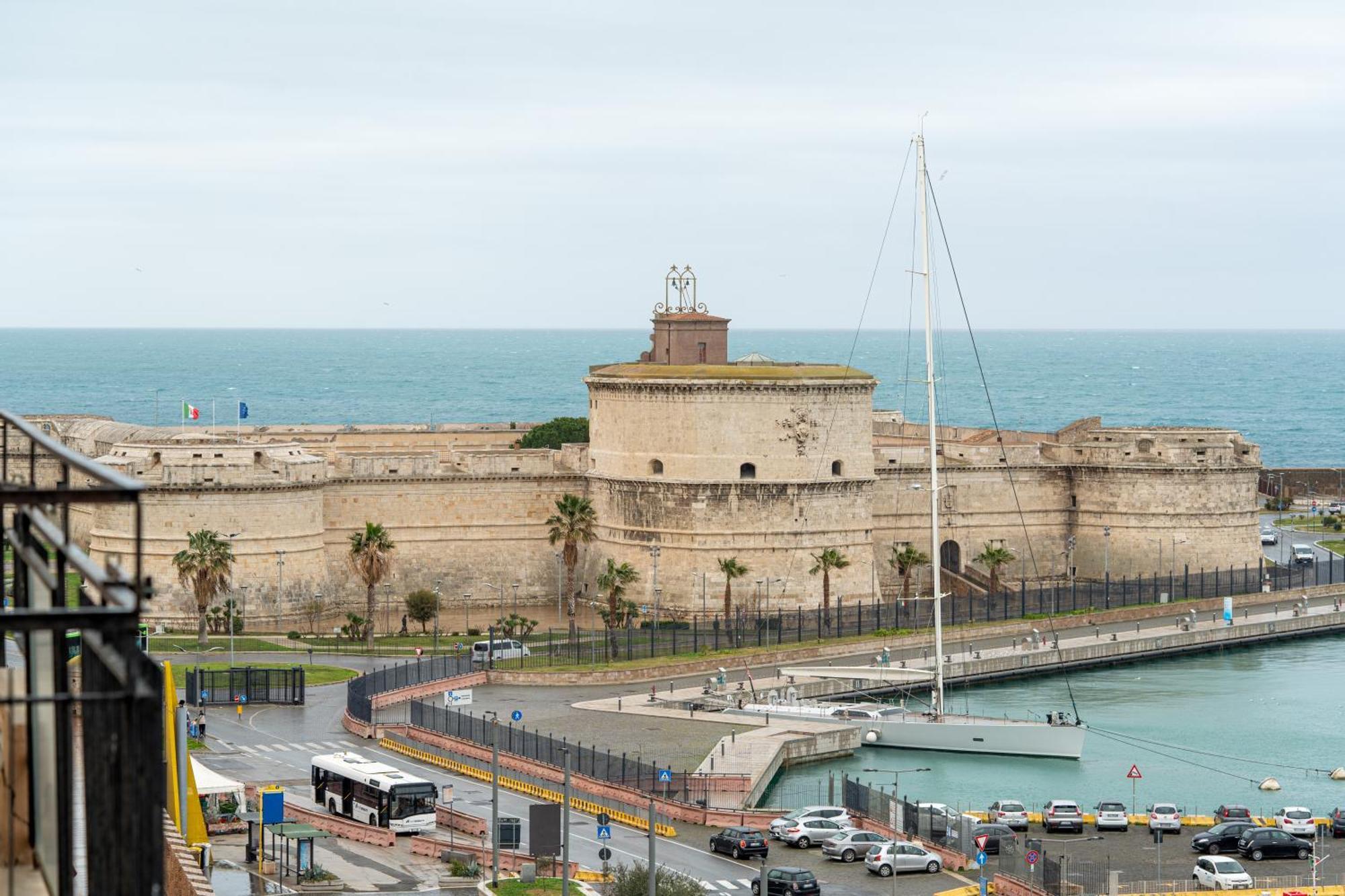 L'Onda Affittacamere Civitavecchia Exterior foto